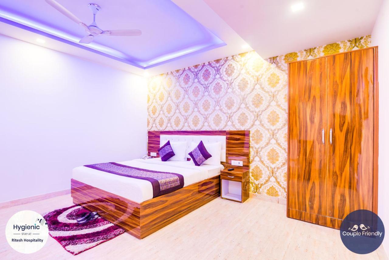 Hotel Fabulous - Delhi International Airport New Delhi Exteriör bild