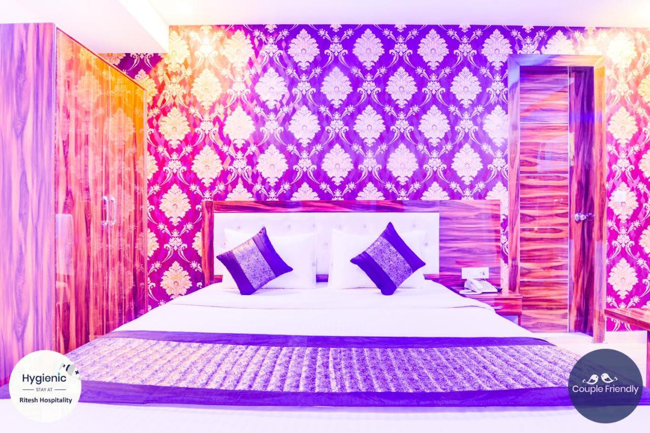 Hotel Fabulous - Delhi International Airport New Delhi Exteriör bild