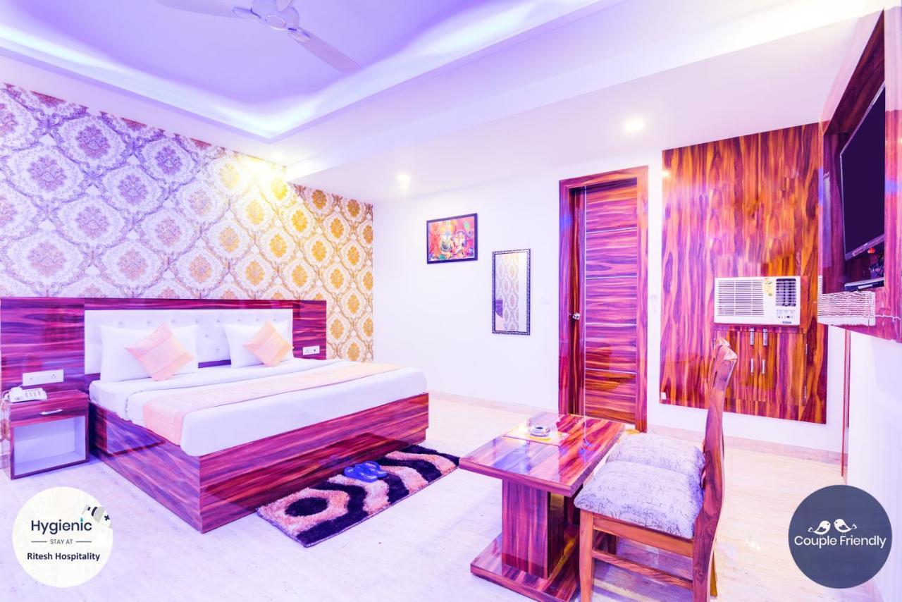 Hotel Fabulous - Delhi International Airport New Delhi Exteriör bild